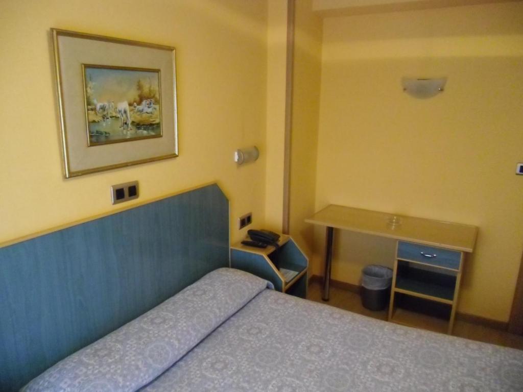 Hostal Don Suero León Exteriör bild